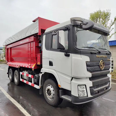 하이 호스 파워 351-450hp 샤크만 6X4 U 모양 덤프 트럭 50 톤 운송