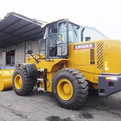 92 KW 전면 로더 LW400FN 4톤 휠 로더 트랙터 설계 23.5-25