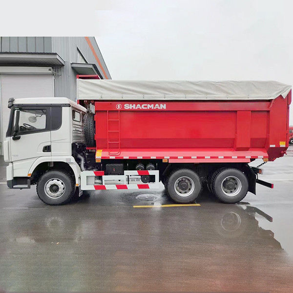 하이 호스 파워 351-450hp 샤크만 6X4 U 모양 덤프 트럭 50 톤 운송